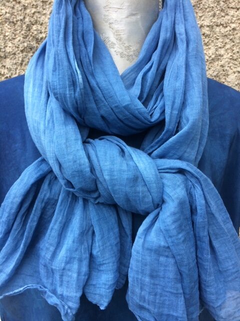 Chèche coton à l'indigo de Pastel et de persicaire
